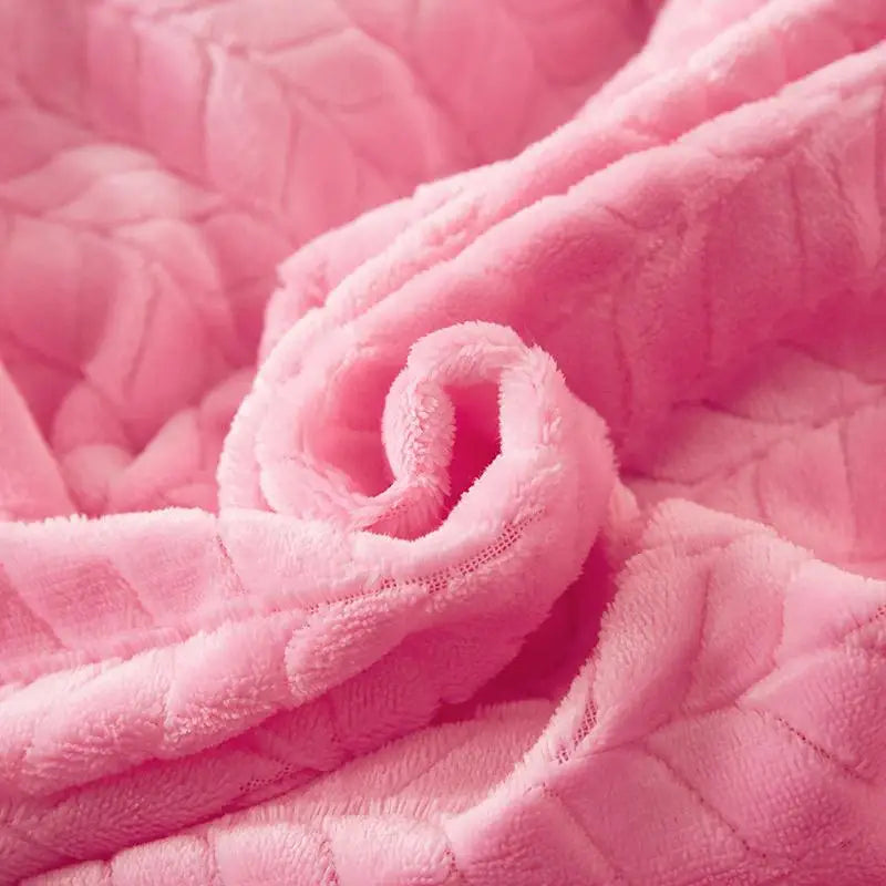 Pink & White Fleece Blanket – Super Soft, Thick Warm Winter Throw for Bed, Sofa & Home | King Size Duvet Cover