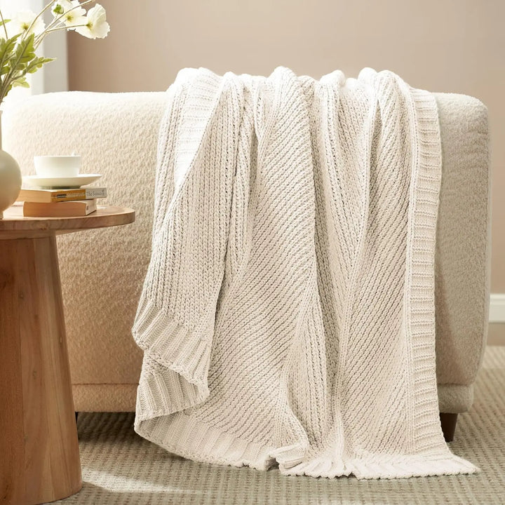 Chenille Knit Throw Blanket – Soft & Cozy Chevron Texture Blanket for Couch & Bed