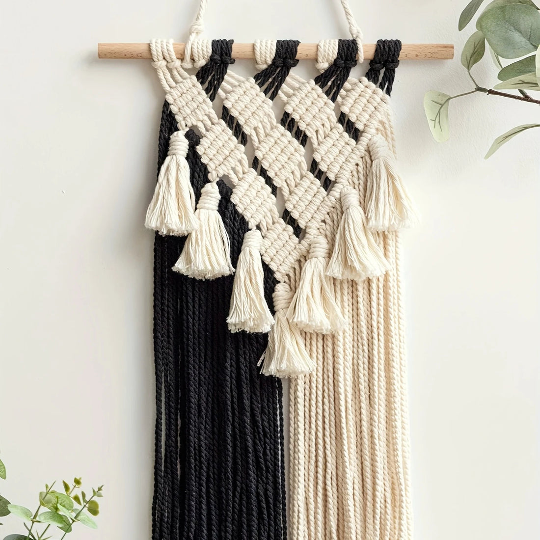 1pc  Macrame Wall Hanging Tapestry - Black and White Woven Art for Bedroom, Living Room, Dorm Room, Gallery, and  Decor