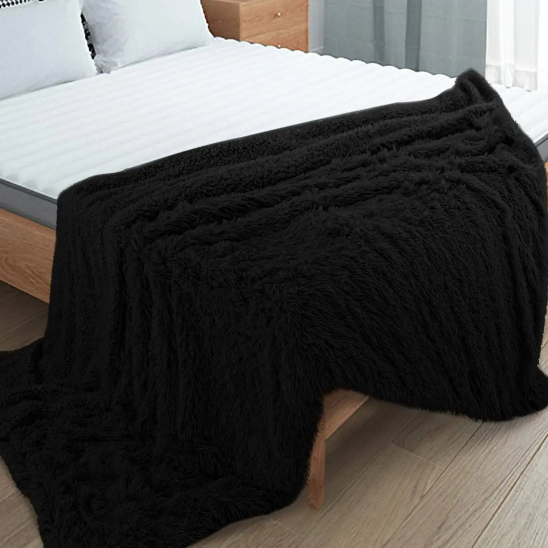 Thickened Fluffy Blanket – Double-Sided Plush Bedspread for Winter Warmth