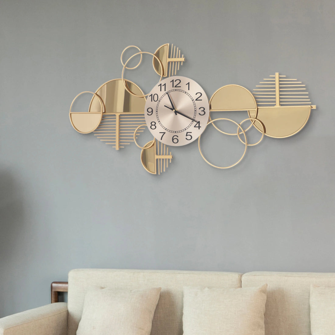 Large Golden Modern Minimalist Metal Wall Clock – Silent Decorative Timepiece for Living Room