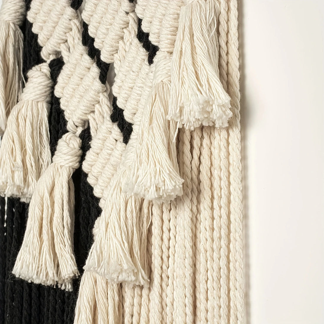 Black and White Macrame Wall Hanging Tapestry – Modern Woven Art Decor