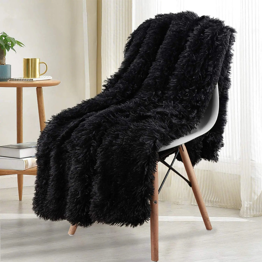 Thickened Fluffy Blanket – Double-Sided Plush Bedspread for Winter Warmth