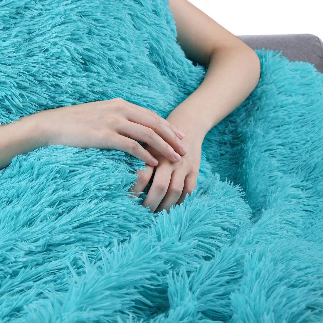 Thickened Fluffy Blanket – Double-Sided Plush Bedspread for Winter Warmth